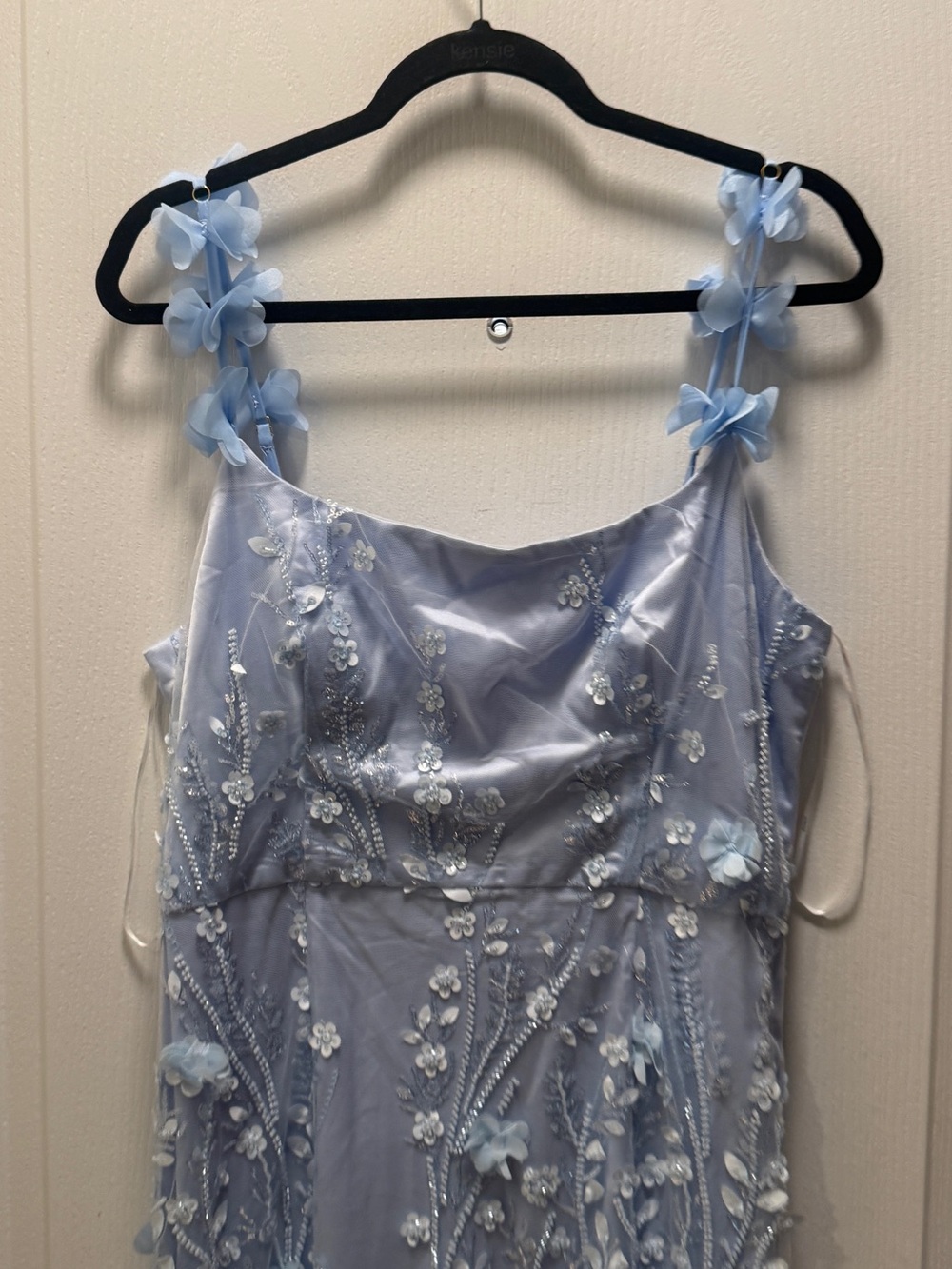 ELLIATT Rina Beaded Gown in Blue  Floral Evening Wedding Dresses Size L NWT - Picture 7 of 9
